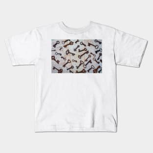 Old Letters With Rusty Skeleton Keys Kids T-Shirt